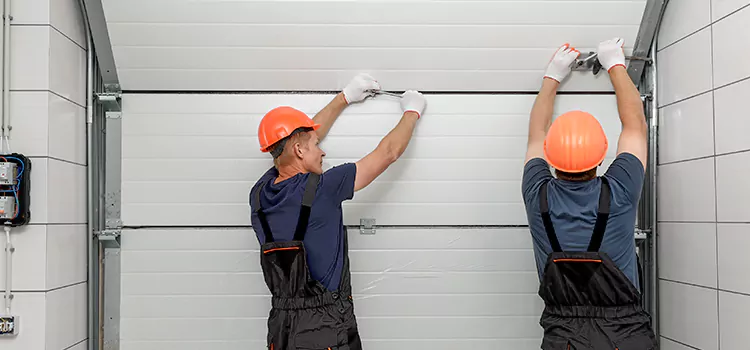Choose Us for Your Garage Door Needs in Lakeville